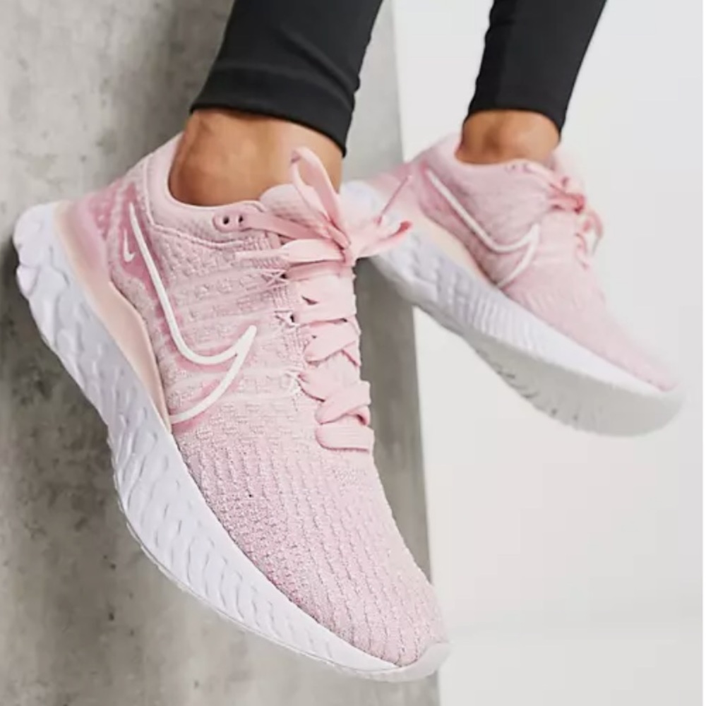 Nike React Infinity Run Flyknit 3 sneakers PINK Size 8.5